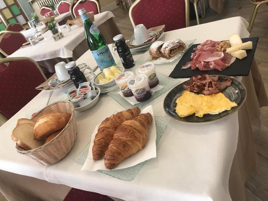 Zogno Da Gianni Hotel מראה חיצוני תמונה